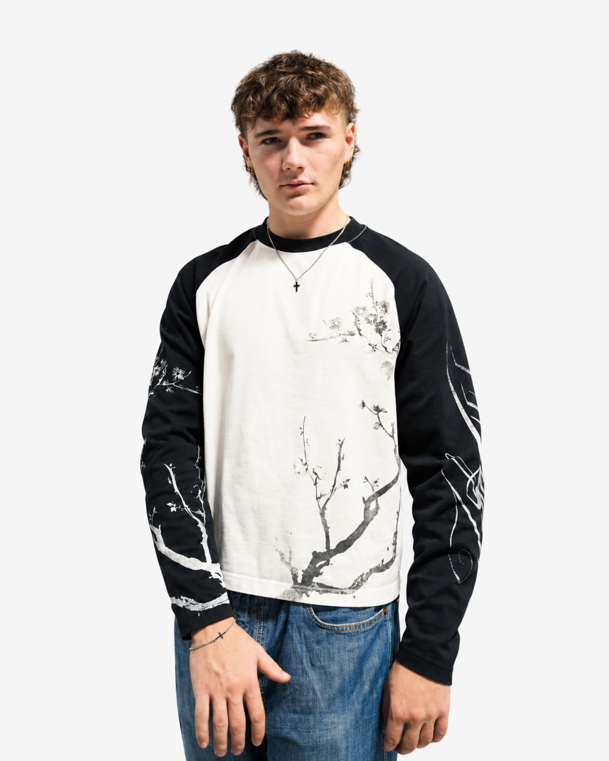John 15:5 Longsleeve - Black/White on model